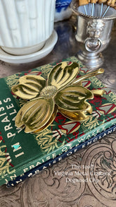 VMC Dogwood Clip/Paperweight